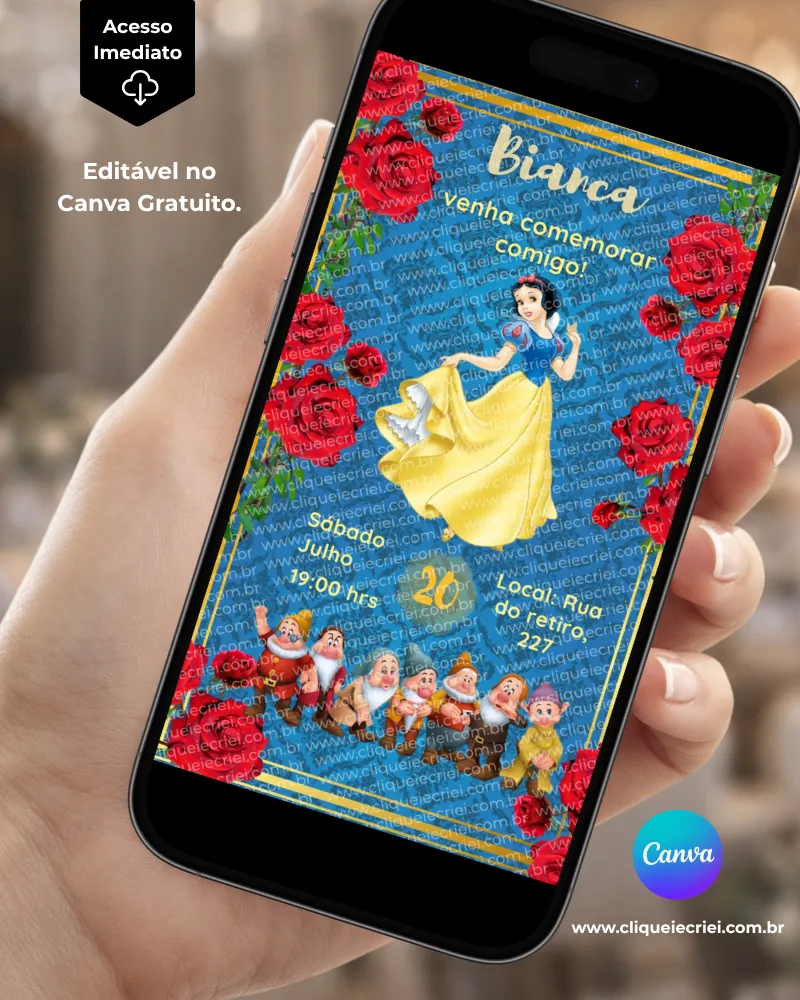 Convite Branca de Neve editável no Canva com fundo azul, moldura dourada, detalhes florais em vermelho, Branca de Neve ao centro e os sete anões na parte inferior.